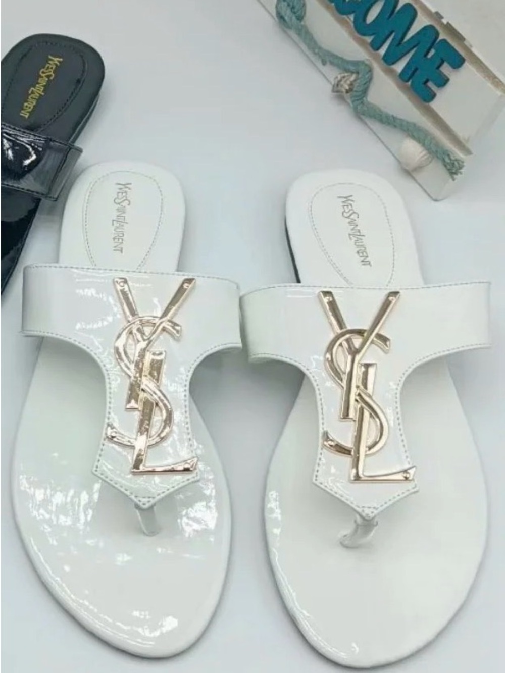 New Elegant White Patent Thong Sandals with Gold Detail
